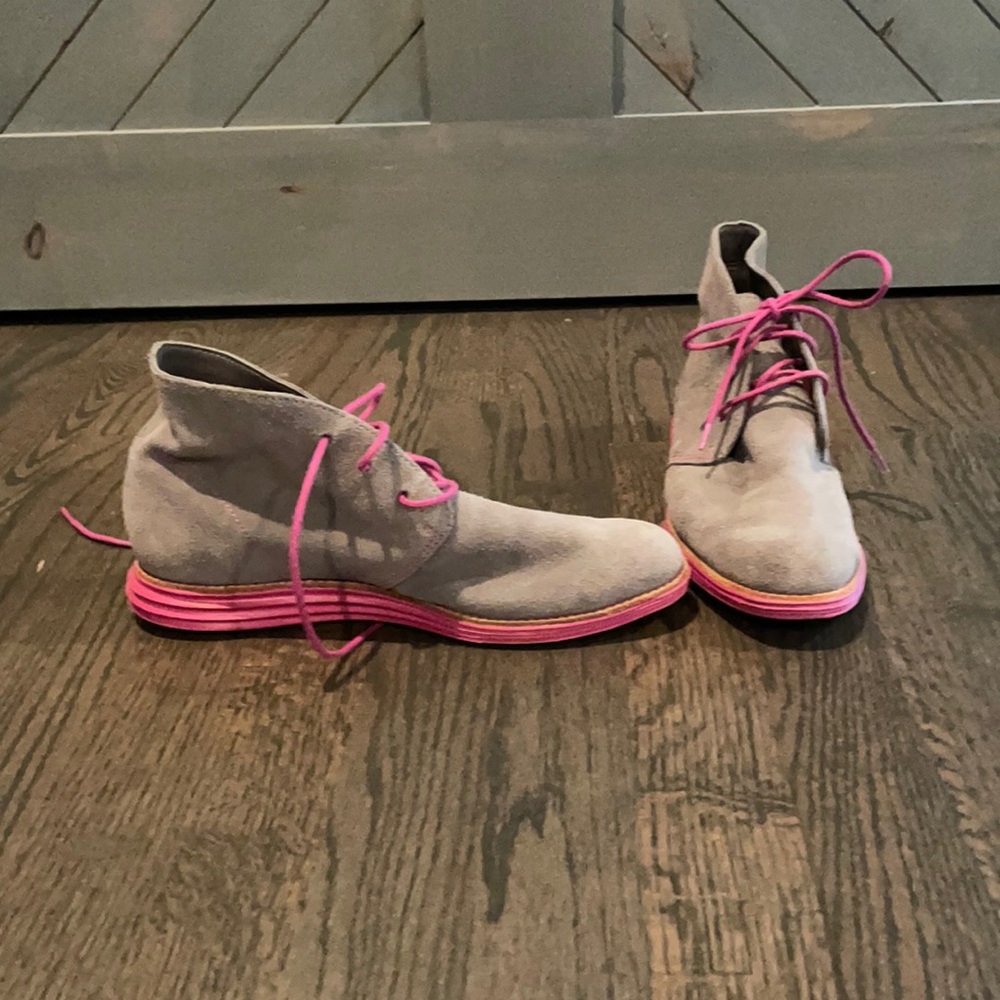 Ankle boots/ slouchy and suede
